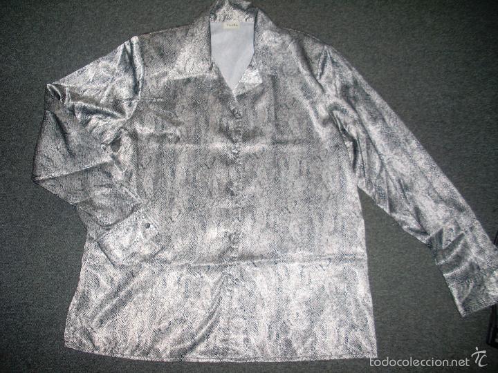 Segunda mano: CAMISA SATEN - Foto 1