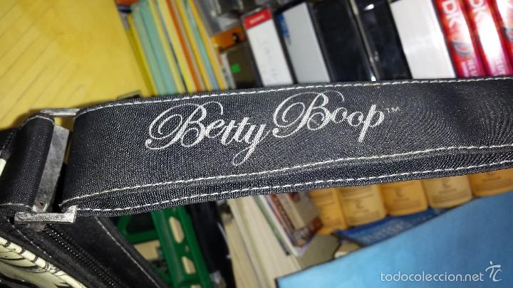 Segunda mano: BOLSO BETTY BOOP DE KARACTER - Foto 2