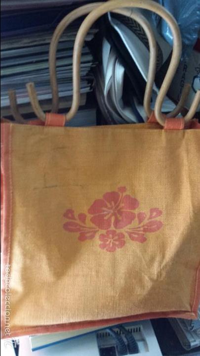 Segunda mano: BOLSO POLYSIANES DE SACO FORRADO ASAS DE MADERA - Foto 1