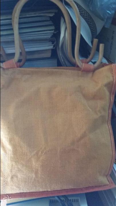 Segunda mano: BOLSO POLYSIANES DE SACO FORRADO ASAS DE MADERA - Foto 4