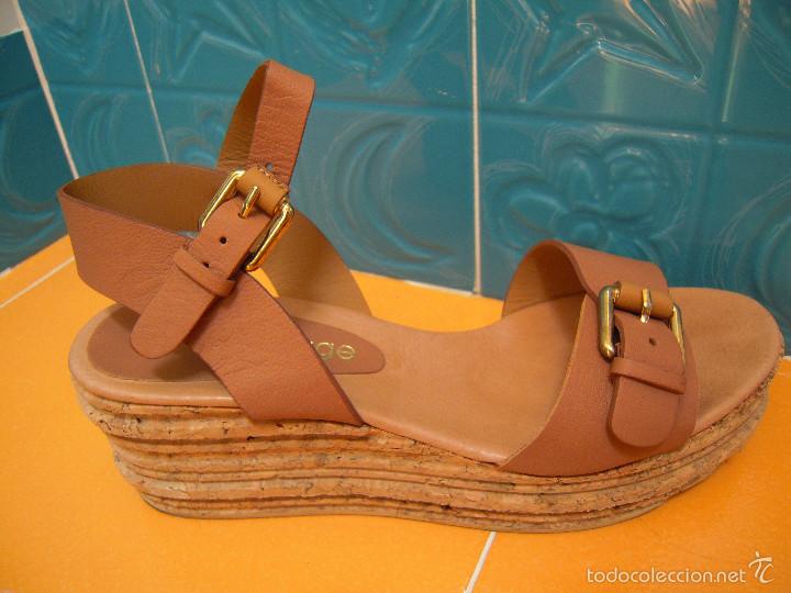 Segunda mano: Sandalias con cu&ntilde;a n&ordm; 40 - Foto 2