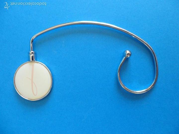Segunda mano: Cuelgabolsos Avon - Completa tu colecci&oacute;n - Moda - Foto 1