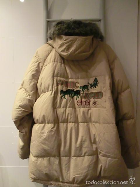 Segunda mano: Anorak de plum&oacute;n con capucha - talla 56 - Foto 3