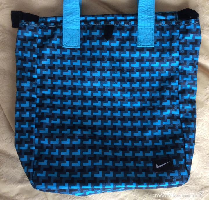 Segunda mano: BOLSO, BOLSA  NIKE CON MONEDERO - Foto 2