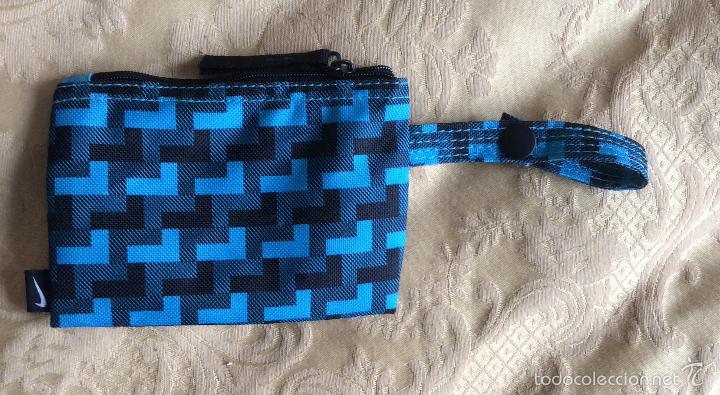 Segunda mano: BOLSO, BOLSA  NIKE CON MONEDERO - Foto 5