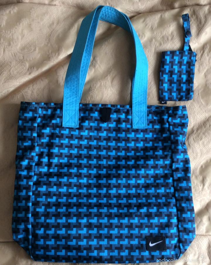 Segunda mano: BOLSO, BOLSA  NIKE CON MONEDERO - Foto 6
