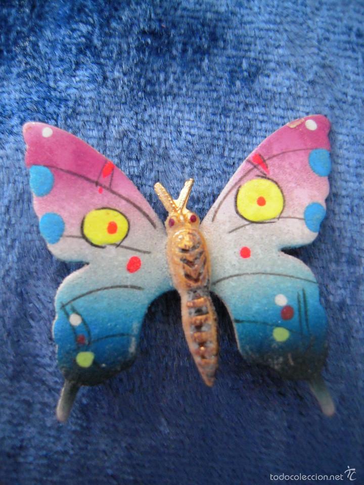 Segunda mano: Aguja mariposa multicolor - Foto 1