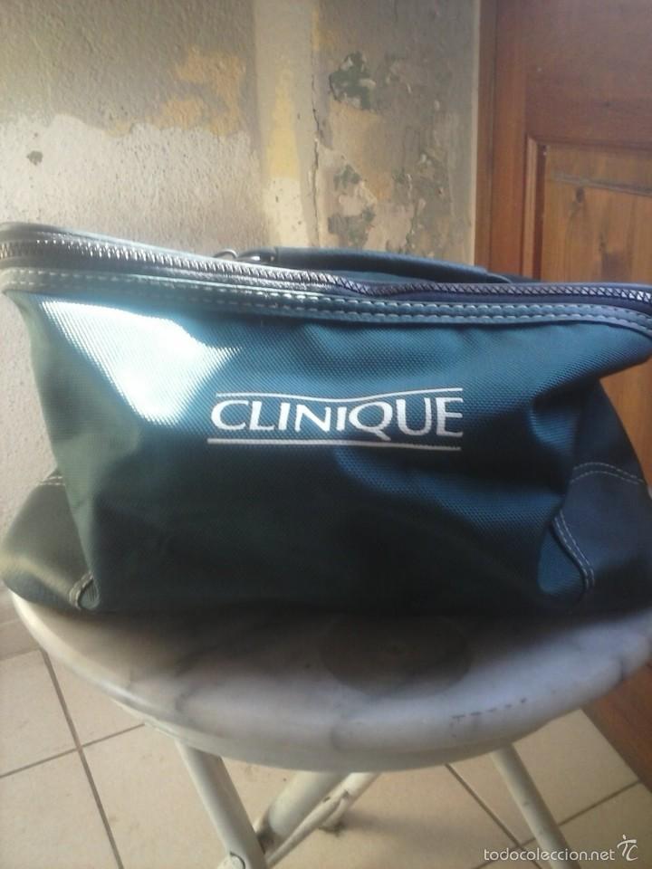Segunda mano: 2 NECESER CLINIQUE . - Foto 3