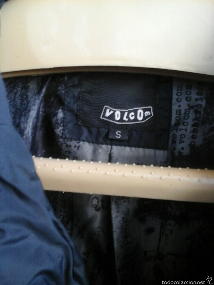 Segunda mano: Chaqueta abrigo de la marca VOLCOM - Foto 4