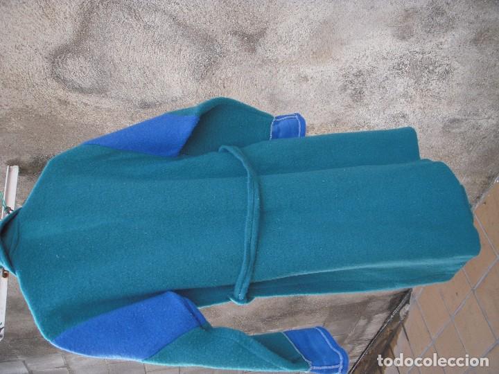 Segunda mano: albornoz o bat&iacute;n - Foto 4