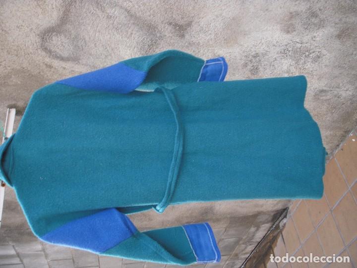 Segunda mano: albornoz o bat&iacute;n - Foto 5