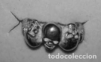 Segunda mano: Sortija tres calaveras en plata de ley adaptable - Foto 5