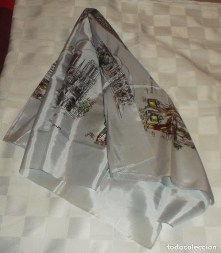 Segunda mano: pa&ntilde;uelo recuerdo de Paris - Foto 1