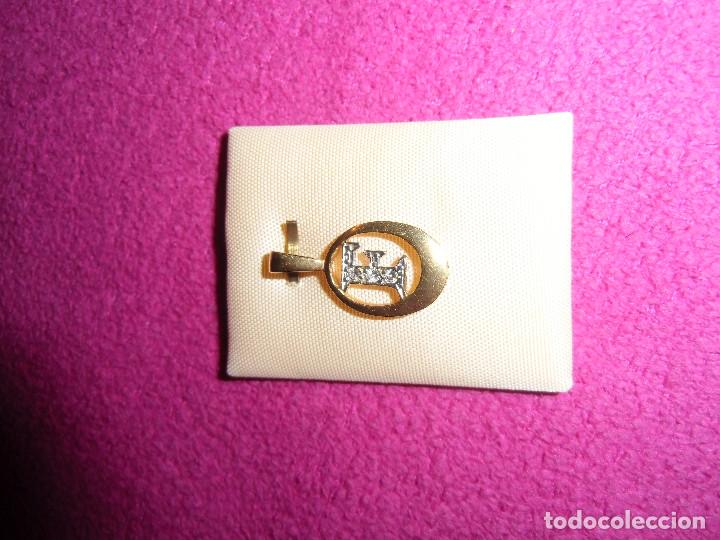 Segunda mano: Colgante con inicial - Foto 1