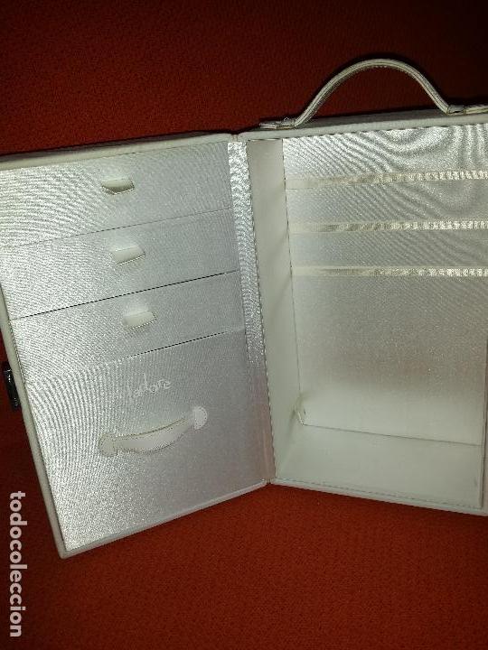 Segunda mano: JOYERO EDICION LIMITADA PERFUME J&acute;ADORE DE CHRISTIAN DIOR - Foto 3