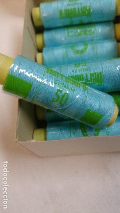 Segunda mano: CAJA DE BOBINAS DE HILO DE ALGODON HERRADURA - Foto 3