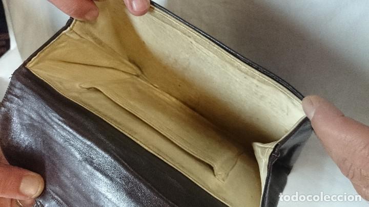 Segunda mano: BOLSO DE MANO VINTAGE DE PIEL - Foto 3