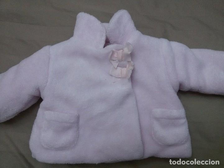 Segunda mano: ABRIGO ROSA BEB&Eacute;-MARCA DULCES-3-6 MESES - Foto 4
