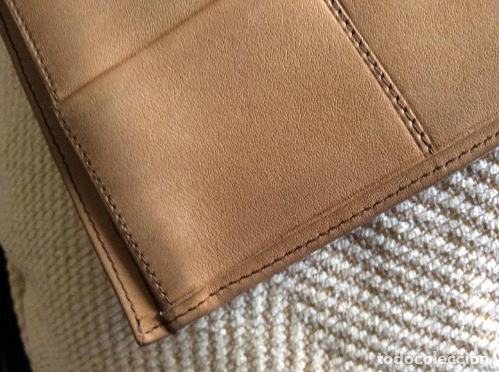 Segunda mano: Loewe cartera portadocumentos piel - Foto 12