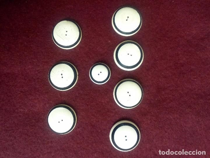 Segunda mano: 8 BOTONES VINTAGE - Foto 2