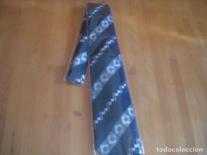 Segunda mano: corbata de franjas - Foto 2