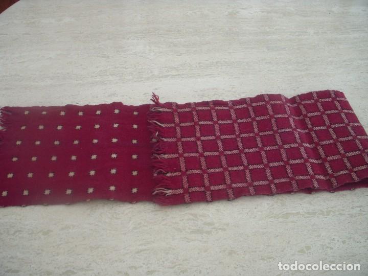 Segunda mano: Bufanda reversible con flecos - Foto 1