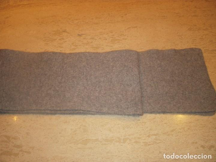 Segunda mano: Bufanda punto gris perla - Foto 4