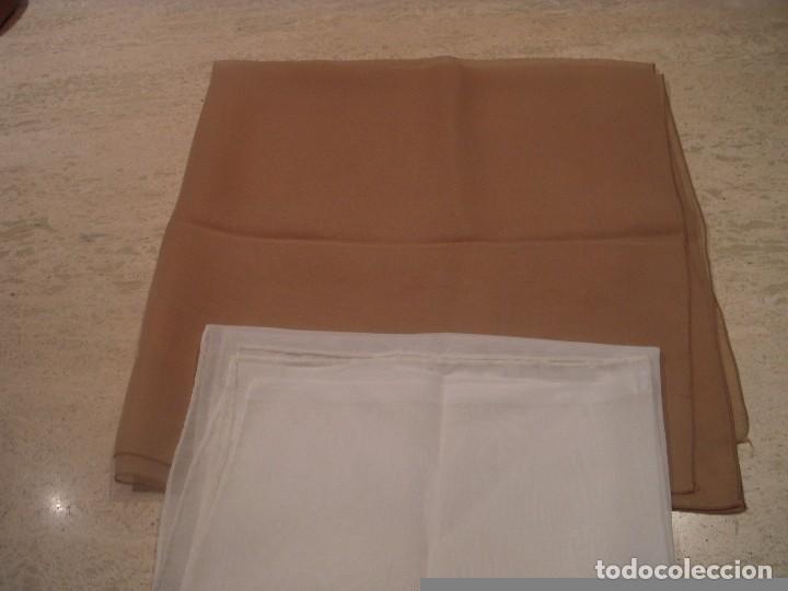 Segunda mano: 2 pa&ntilde;uelos lisos - Foto 4