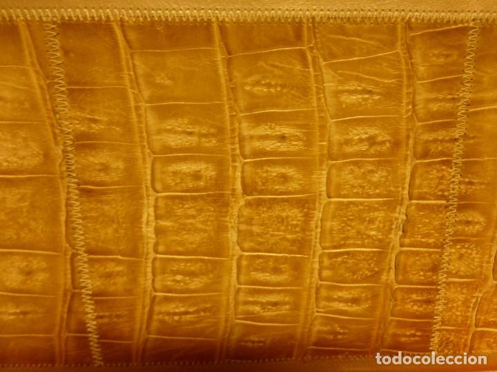 Segunda mano: BOLSO DE PIEL DE COCODRILO - Foto 2
