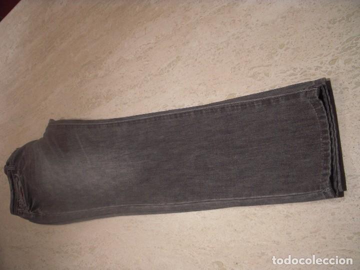 Segunda mano: Pantal&oacute;n SUPERDRY, sin estrenar - Foto 5