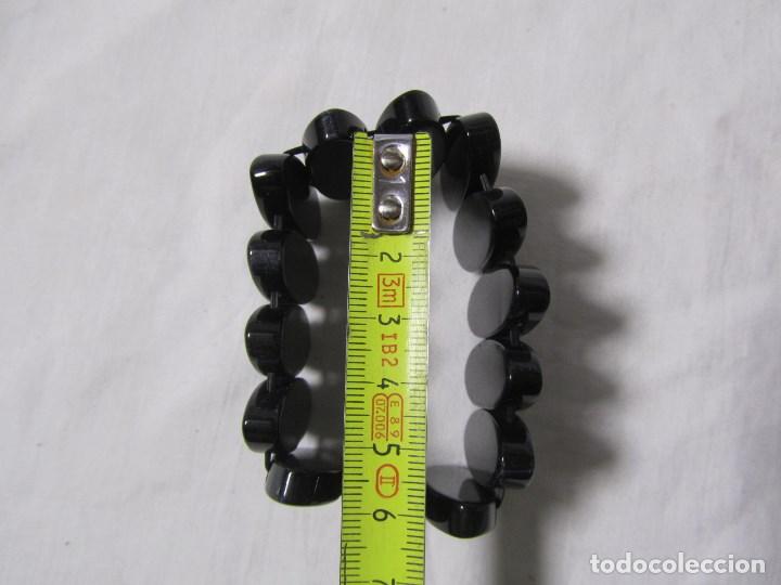 Segunda mano: Pulsera de cuarzo ojo de halc&oacute;n. Sistema de gomas - Foto 9