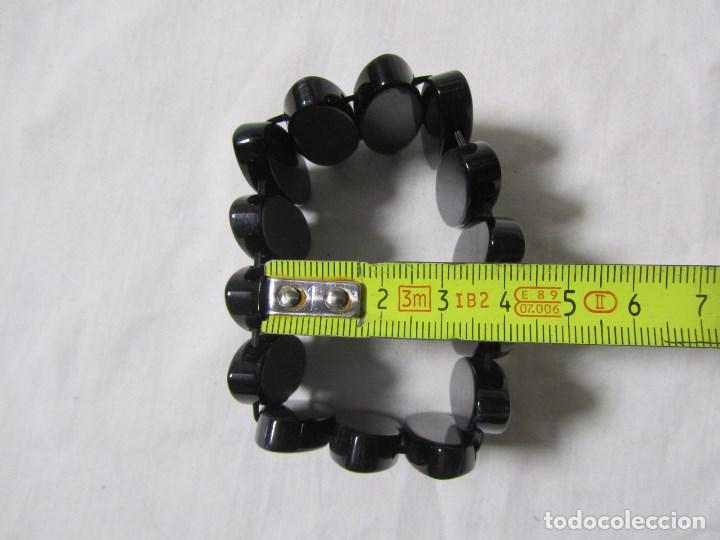 Segunda mano: Pulsera de cuarzo ojo de halc&oacute;n. Sistema de gomas - Foto 10