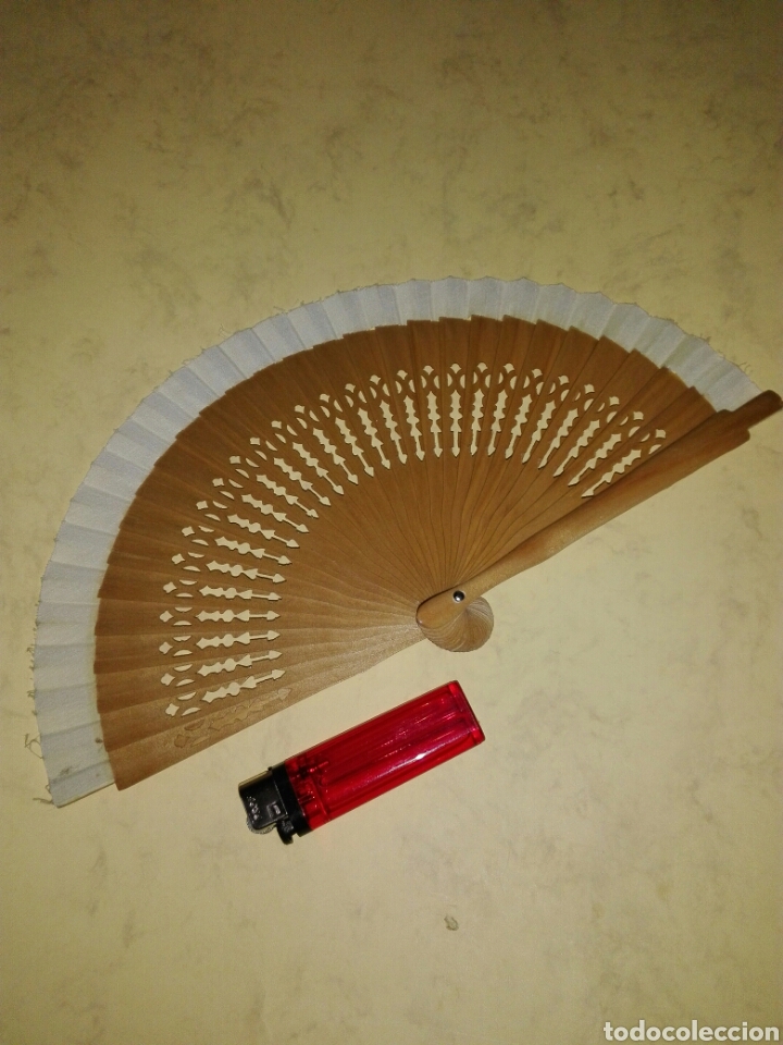 Segunda mano: Sencillo abanico - Foto 1