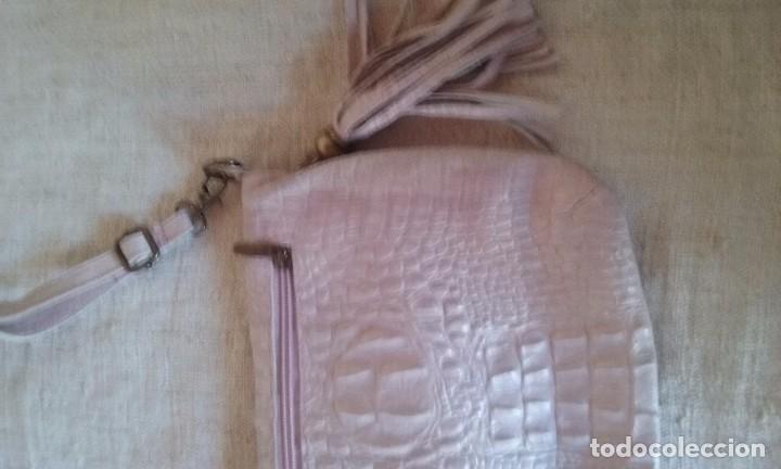 Segunda mano: Bolso de piel rosa palido - Foto 2