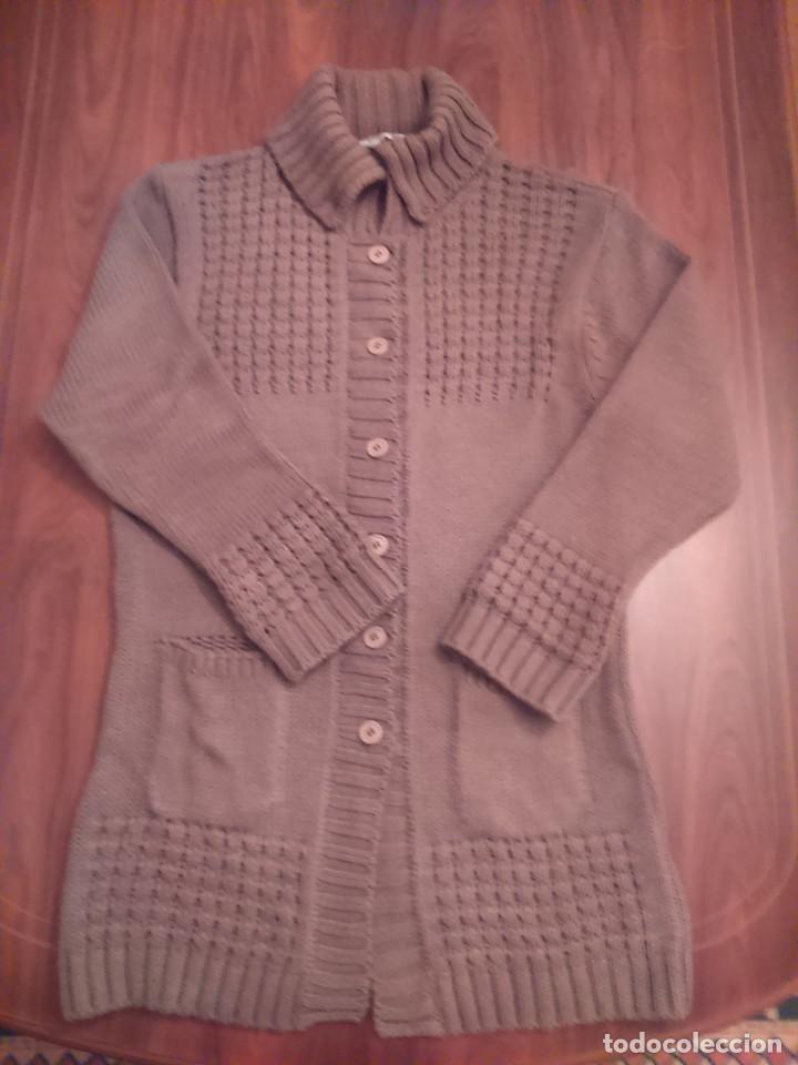 Segunda mano: CHAQUETON DE PUNTO - Foto 1
