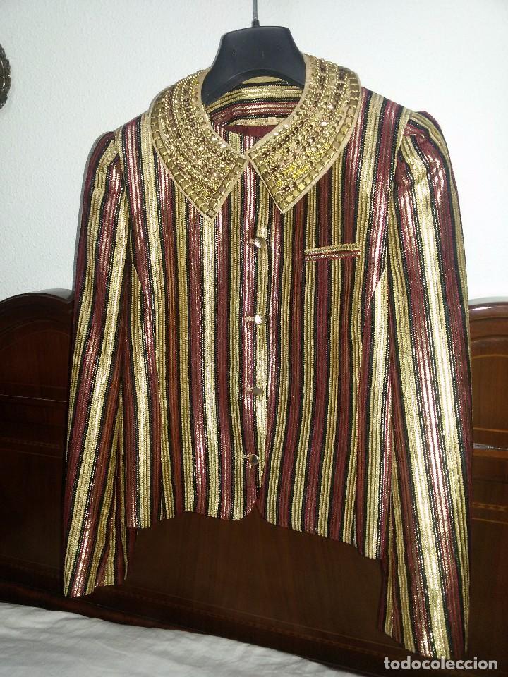 Segunda mano: ORIGINAL CHAQUETA DE DISE&Ntilde;O BORGINI - Foto 2