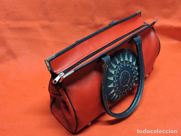 Segunda mano: BOLSO ROJO - Foto 2