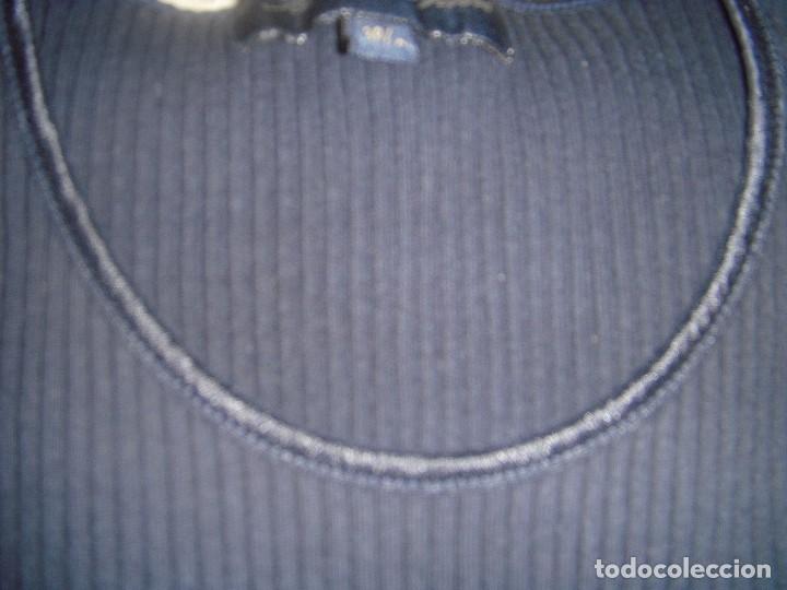 Segunda mano: camiseta azul marino - Foto 2