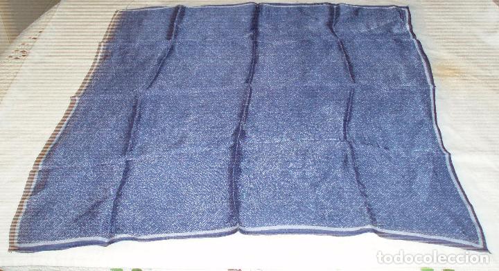 Segunda mano: pa&ntilde;uelo azul chispeado - Foto 2