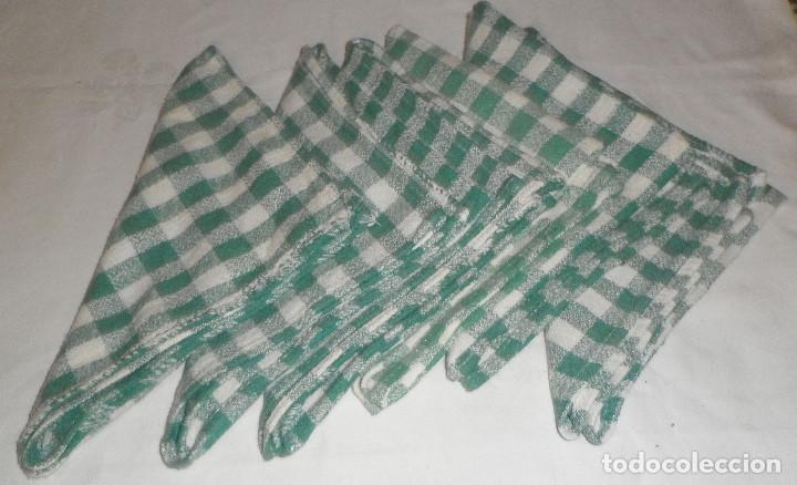 Segunda mano: juego de 12 servilletas cuadritos verdes de algodon - Foto 1