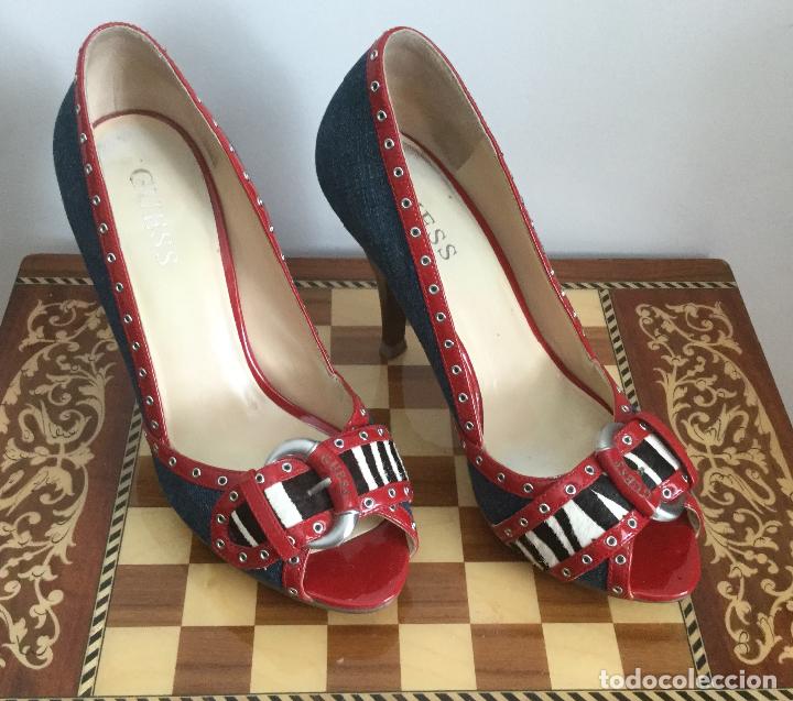 Segunda mano: ZAPATOS DE TAC&Oacute;N VAQUEROS GUESS TALLA 40 - Foto 3