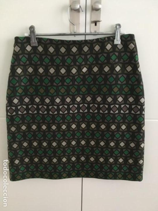 Segunda mano: FALDA DE ROBERTO VERINO TALLA 38 - Foto 2