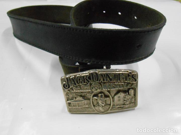 Segunda mano: HEBILA JACK DANIELS CON CINTUR&Oacute;N. Car22 - Foto 2