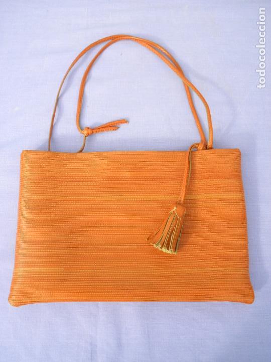 Segunda mano: Bolso naranja marca Gran - Foto 1