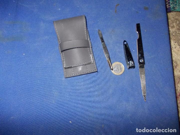 Segunda mano: estuche con pinza,lima y cortau&ntilde;as - Foto 1