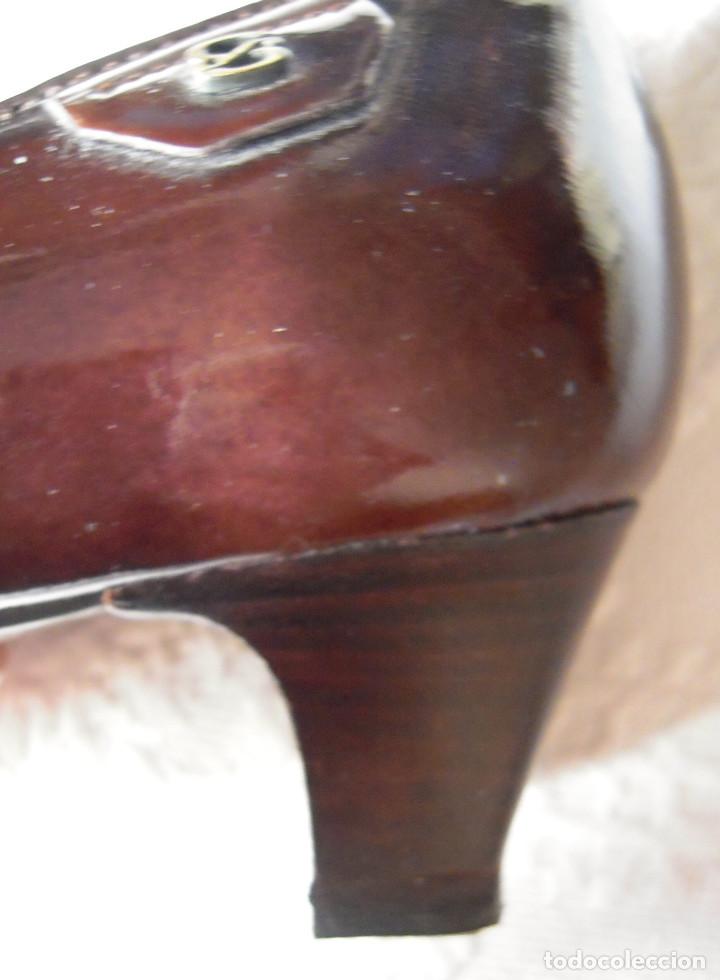 Segunda mano: Mocasines de tac&oacute;n talla 39 - Foto 3
