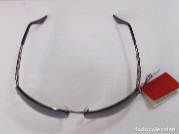 Segunda mano: GAFAS DE SOL DE SE&Ntilde;ORA - Foto 2