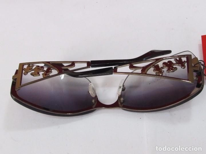 Segunda mano: GAFAS DE SOL DE SE&Ntilde;ORA - Foto 4
