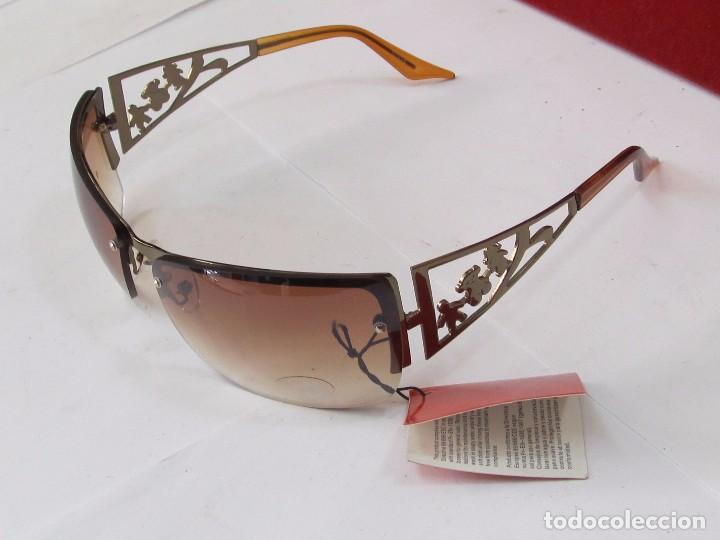 Segunda mano: GAFAS DE SOL DE SE&Ntilde;ORA - Foto 3