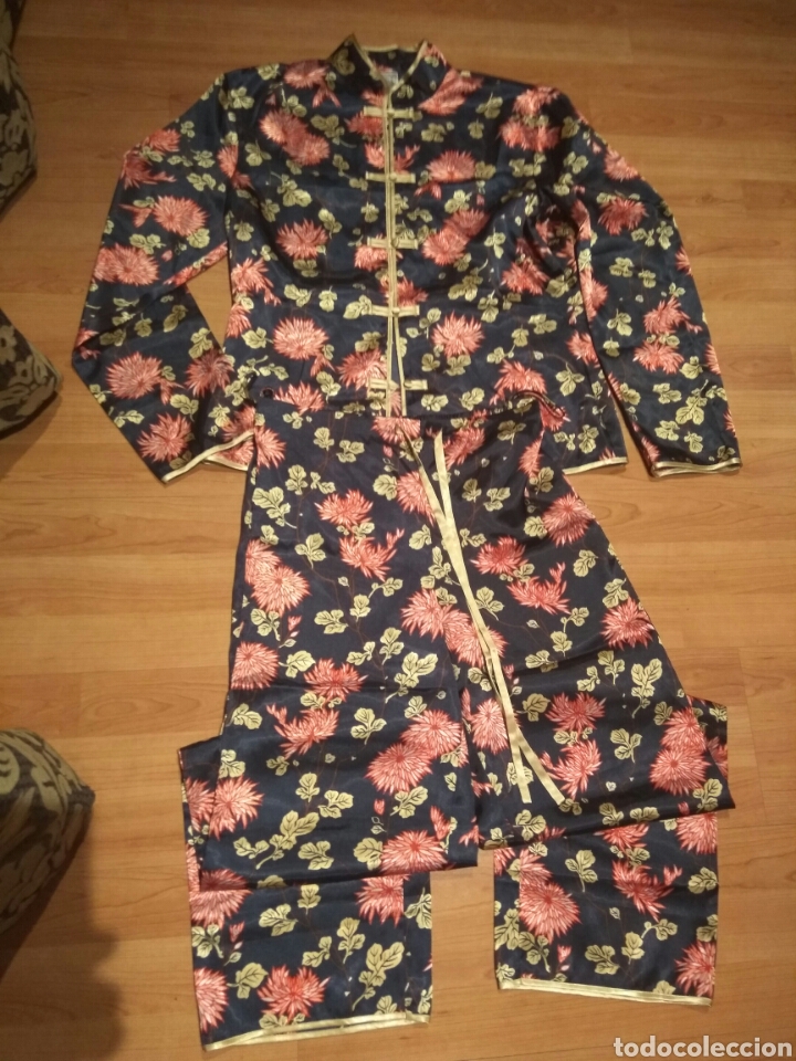 Segunda mano: Pijama oriental talla M. - Foto 2